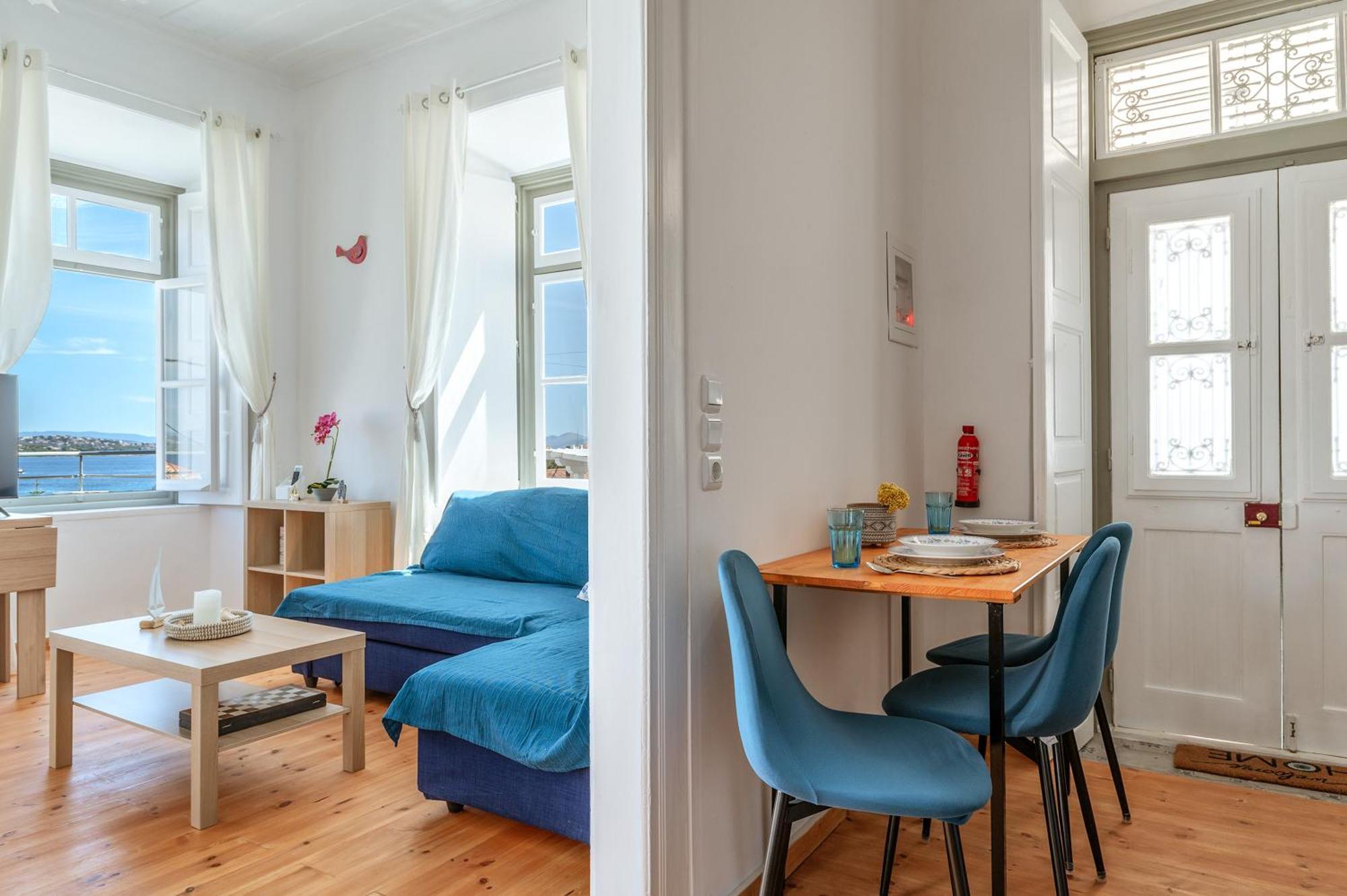 Martha'S House Apartment Spétses Екстериор снимка